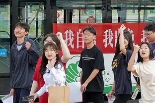 巴萨vs瓦伦西亚首发：莱万先发，菲利克斯出战、罗梅乌替补